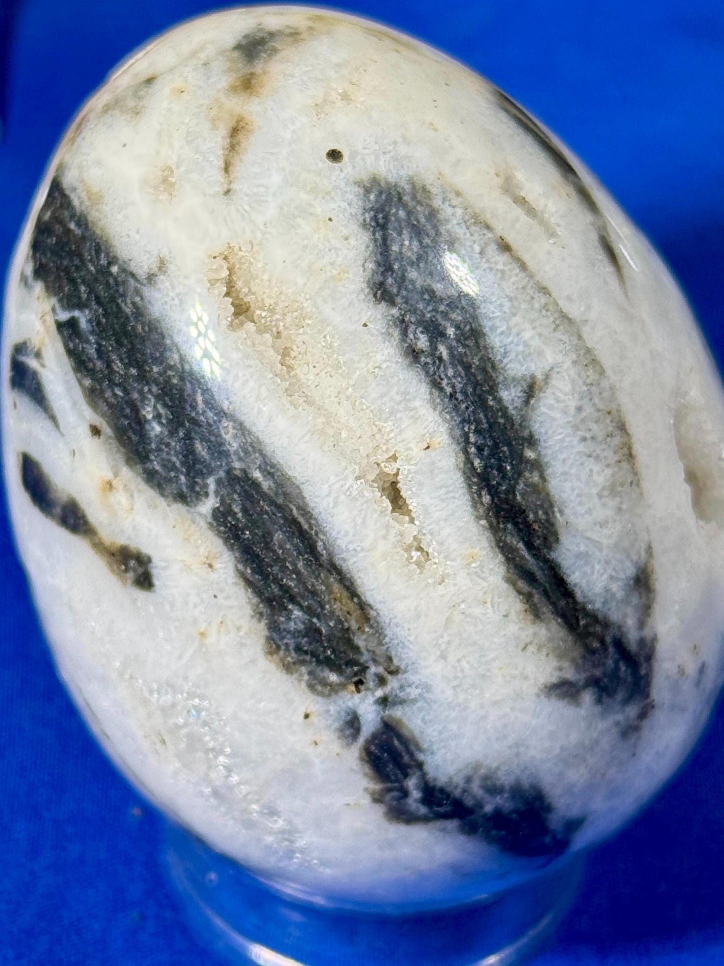 Gorgeous, Druzy White Calcite with Sphalerite inclusion with Free Red Jasper Heart